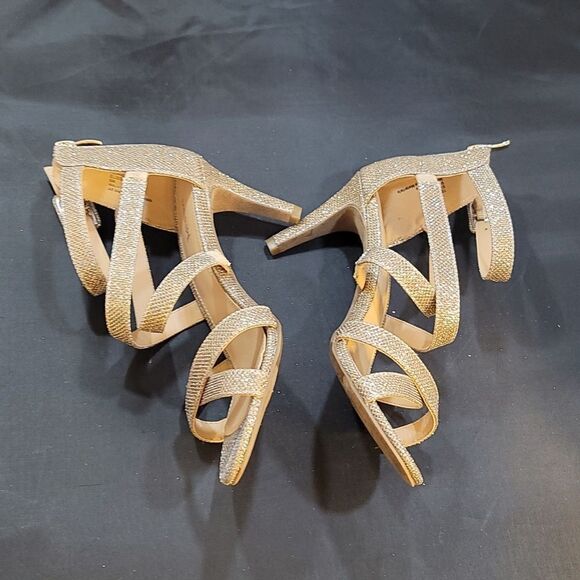 BRAND NEW MARIPE SEQUIM EMBROIDERY HIGH HEEL OPEN-TOE SANDAL - Picture 11 of 16